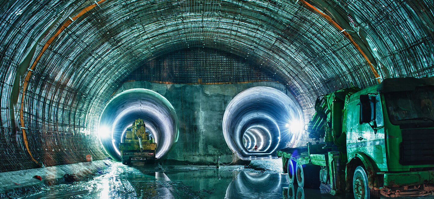 Wireless alarm application in a tunnel
